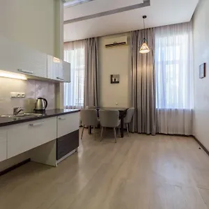 Daire Dayflat, Kiev