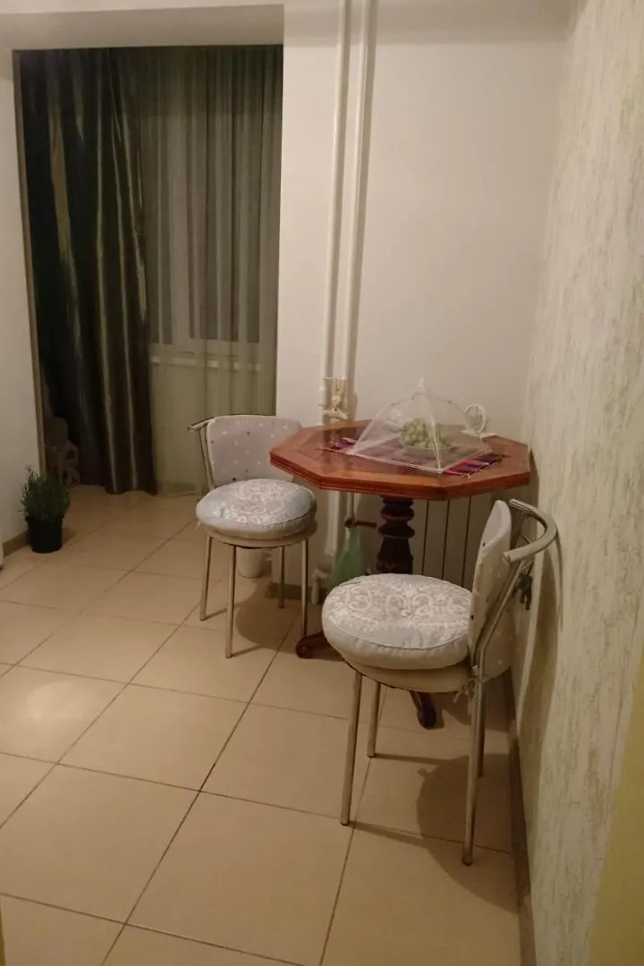 Comfortable Apartment On The River Bank Kyiv