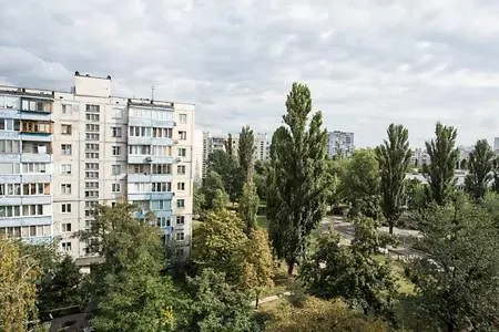 Comfortable Apartment On The River Bank Kyiv