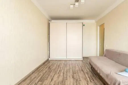 Comfortable Apartment On The River Bank Kyiv
